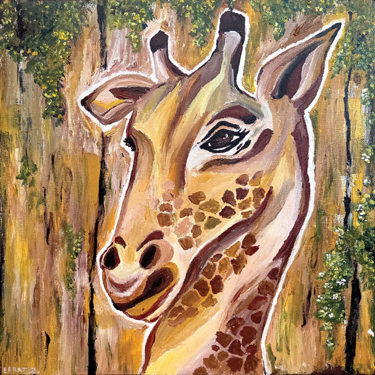 ציור דיוקן של ג’ירפה במבט רגוע על רקע טבעי בגווני חום וירוק