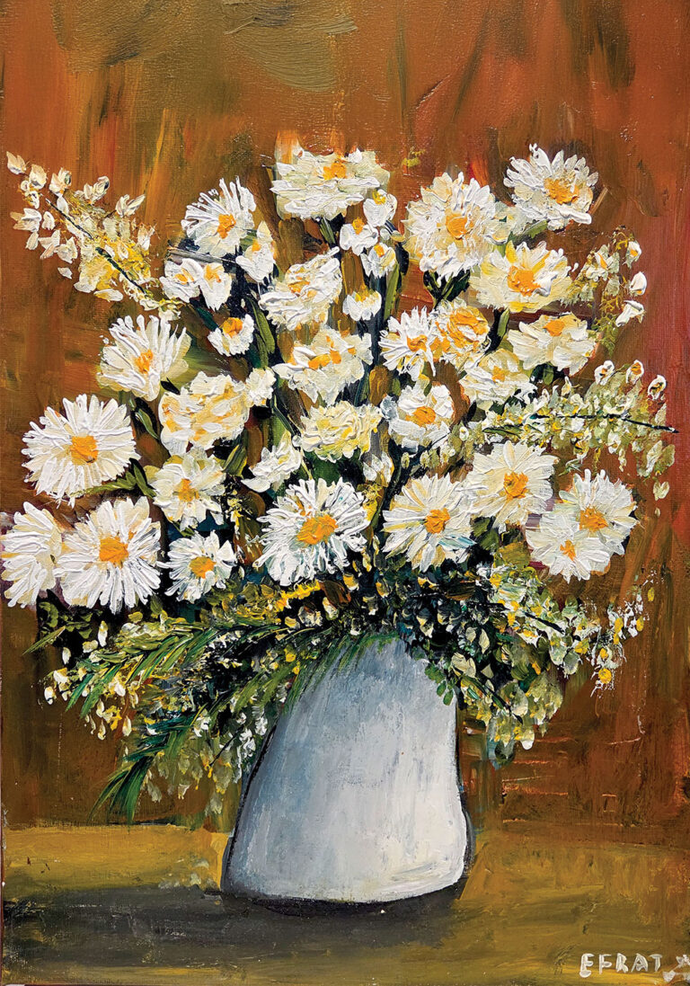 זר פרחים לבנים בצבעי שמן, במכחול עבה ובמרקם עשיר, מונח בכלי בהיר על רקע חמים ומשדר אור, רוך ושקט פנימי